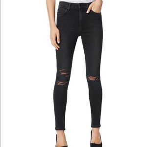 NWT Joe’s Jeans Flawless The Charlie skinny in Blk